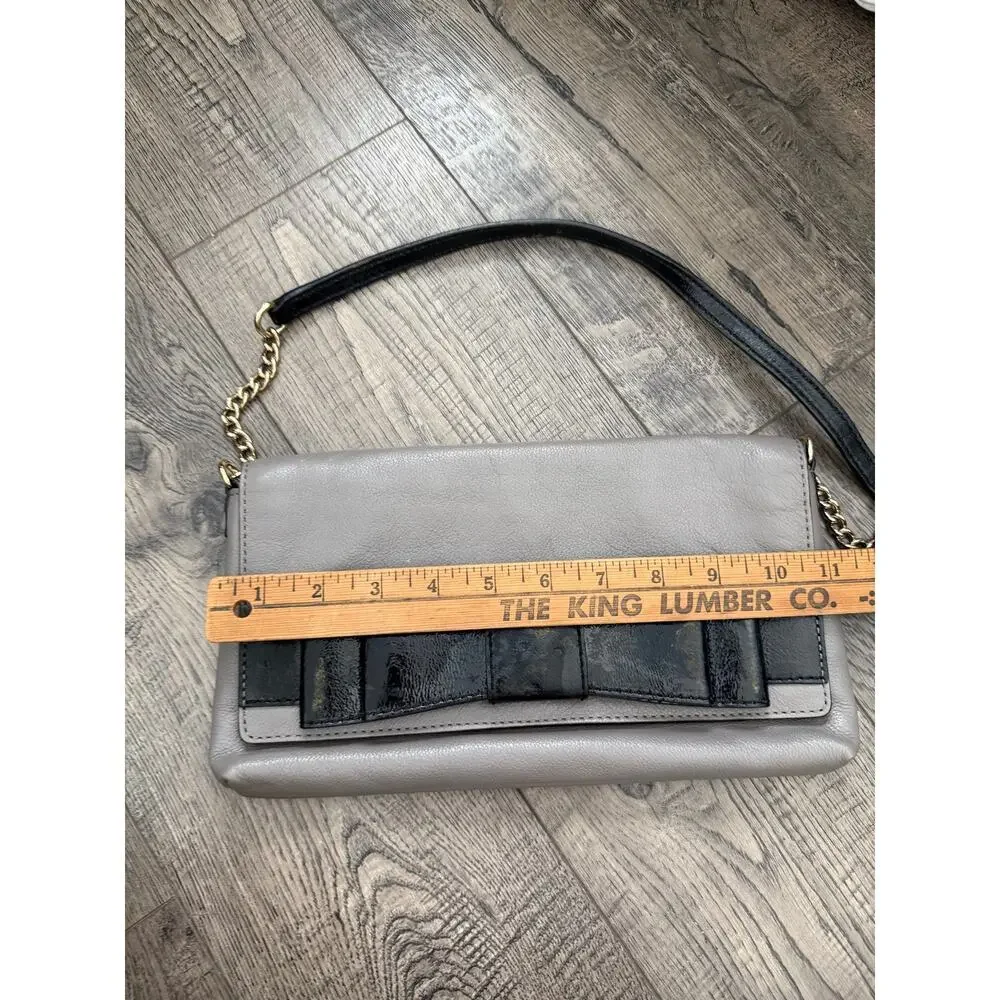 Kate Spade New York Kirk Park Clutch Bag Gray Leather Black Bow Magnetic Flap